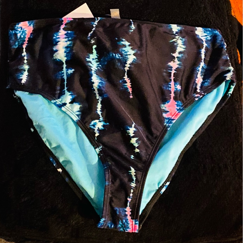 Cyn & Luca Juniors' Night Vibe Hannah High Waist Bikini Bottom - Picture 3 of 16